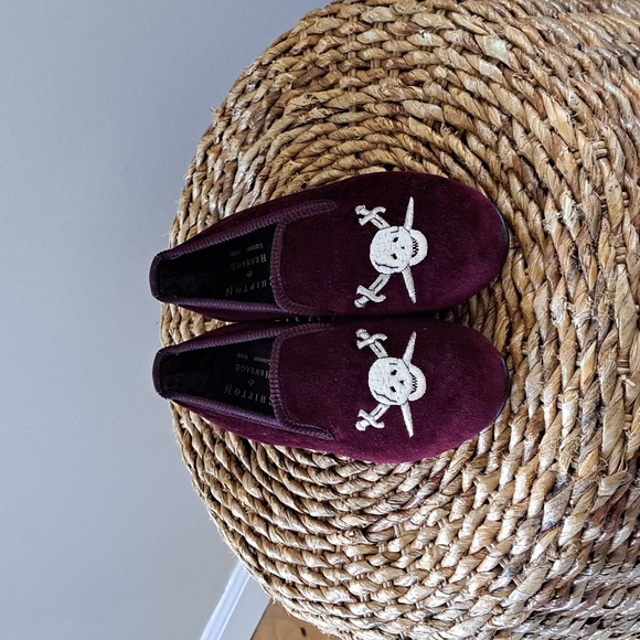Skipton & Heneage Womens Wine Velvet Smoking Slipper Embroidered Skull Size 5.5 - Picture 3 of 8